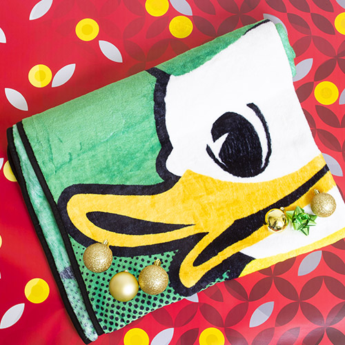 Fighting Duck Kelly Green Raschel Throw